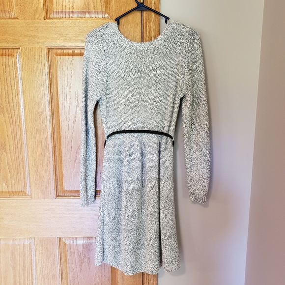 Lauren Conrad Sweater Dress - Picture 4 of 8